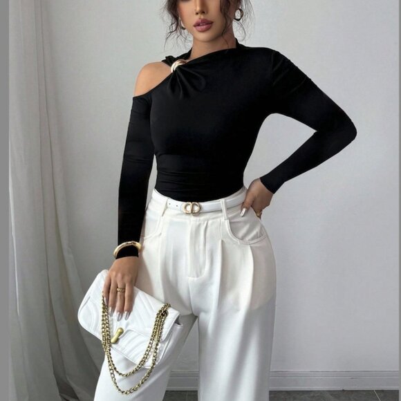 Asymmetrical Ring Cold Shoulder Knit Top /Black - Picture 2 of 5